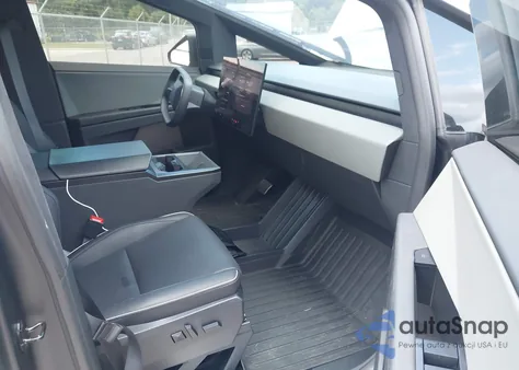 2024 Tesla Cybertruck z USA, uszkodzony, nr VIN 7G2CEHED4RA025792